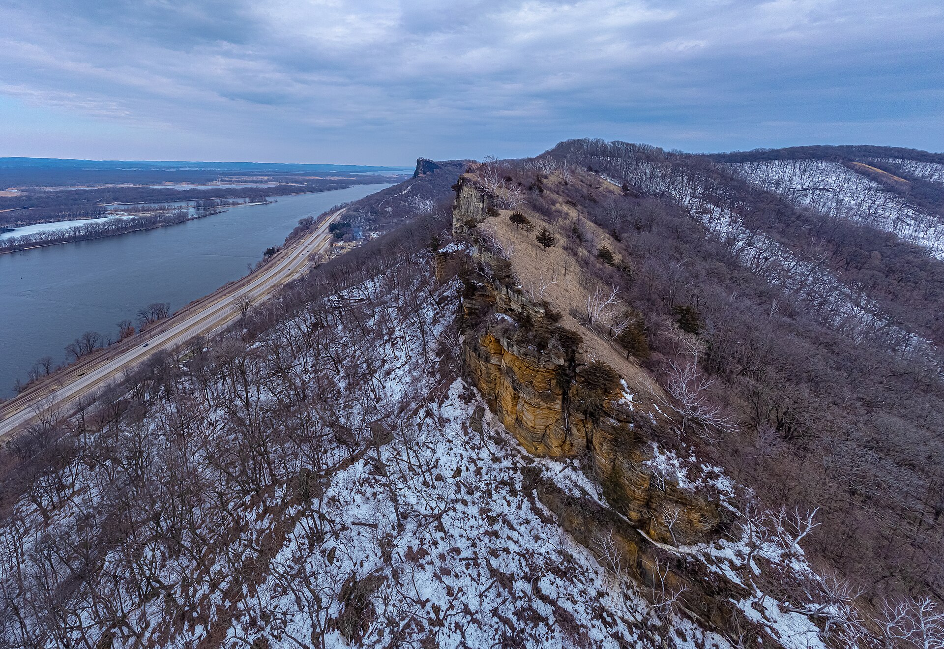 Kings bluff with Queens bluff in the background