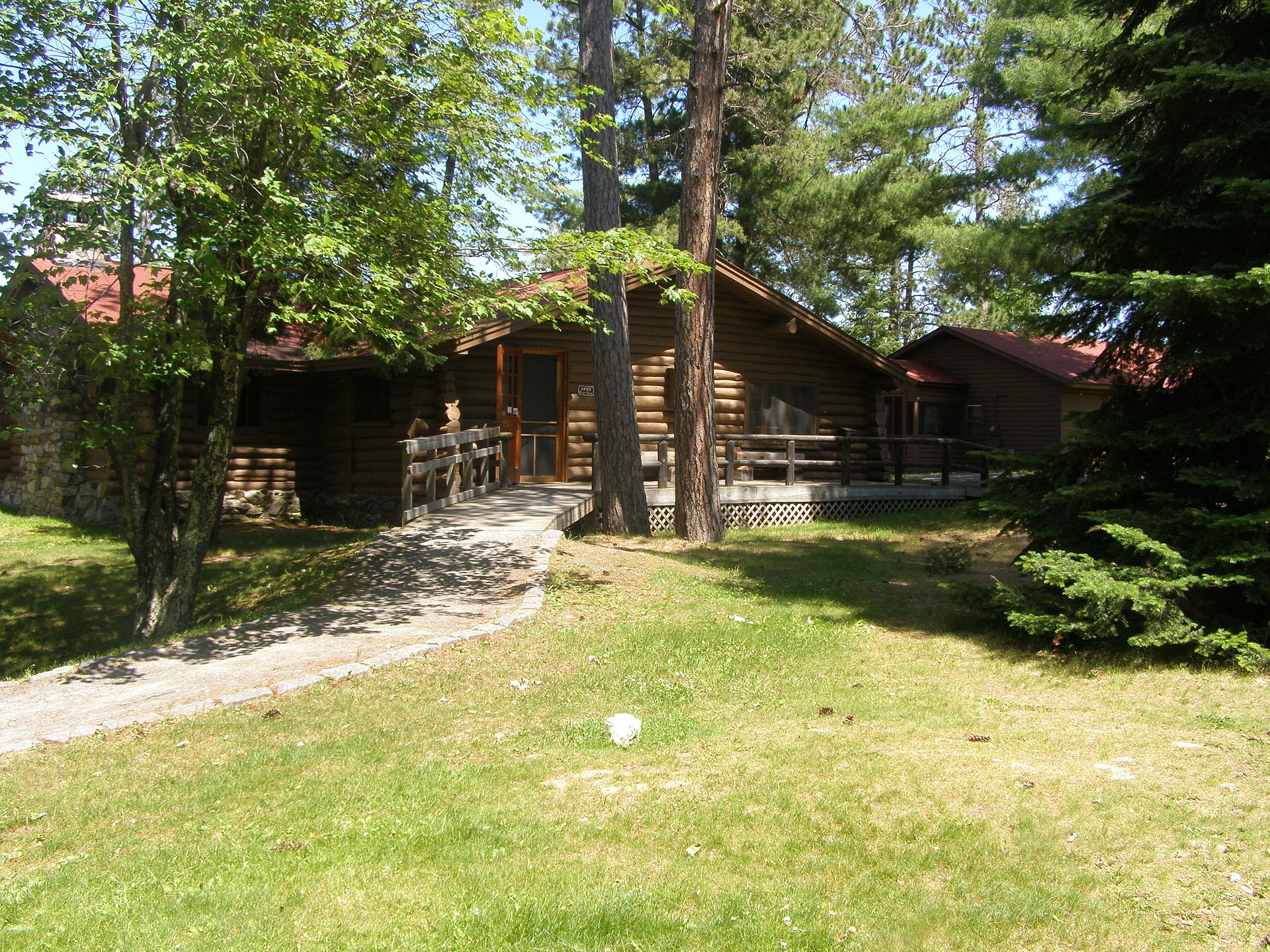 Ash River (historic Meadwood Lodge)