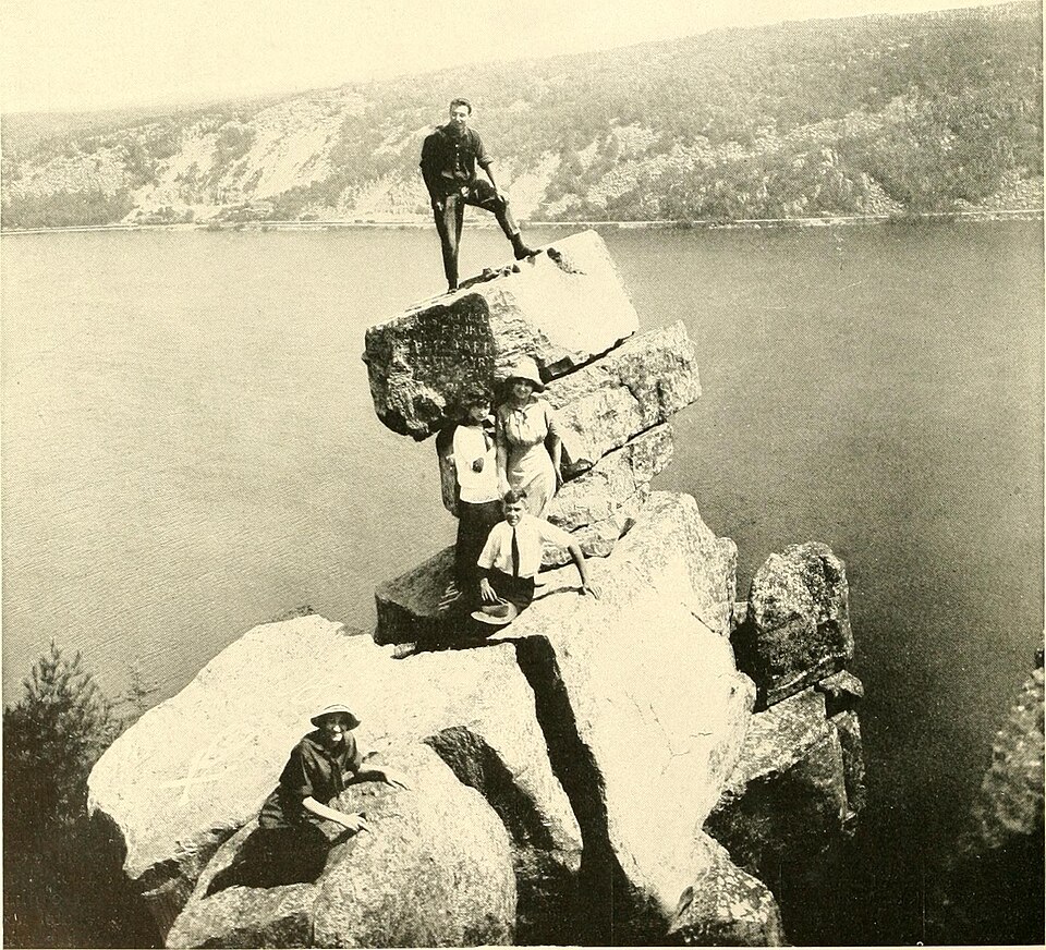 Devil's Lake, published 1914